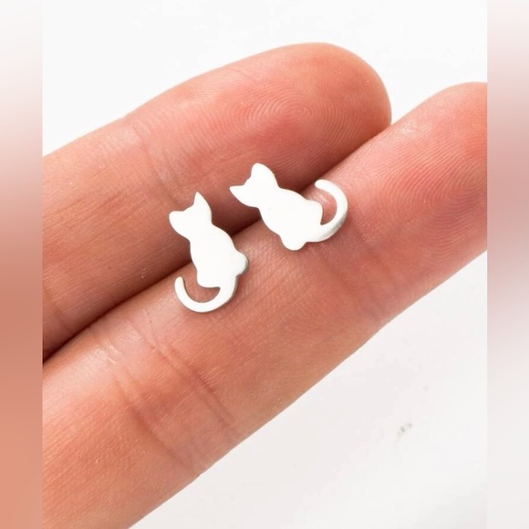 🐈 Stainless Steel Cat Stud Earrings NWT - Picture 3 of 13